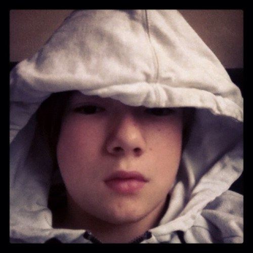 Shizzels Here :) I am A Casual Gamer. I love directing films. I also love rapping and rap music.