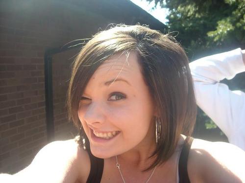 emopapi1706's profile picture. 