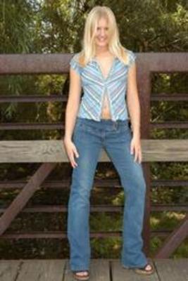 frogshiplmaddra's profile picture. 