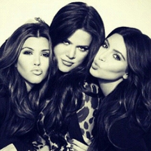 instagram: the_kardashians_family