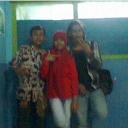 vhancolprialont's profile picture. 