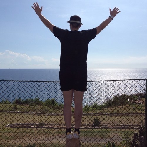 Ols75's profile picture. hvorfor ikke strebe etter å bli den beste utgaven av deg selv?