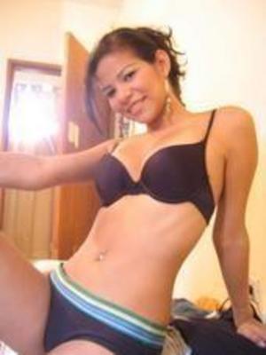 marinahmartiplo's profile picture. 