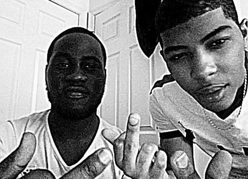 My niggas hustle from 1st to 1st
#FlexForWhat?