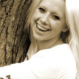 baaileyroberts's profile picture. Girl Gamer ' May 12th, 1995 *19 years old. 519* #