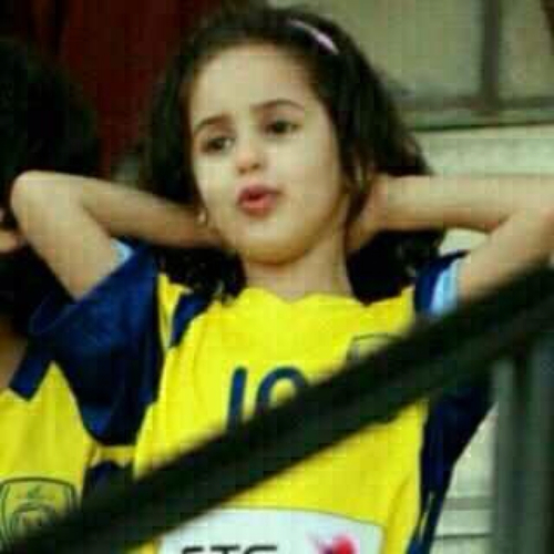 عشريني احب الوناسه   اعششق البرشا  واحب  مدريد وطني حتى النخاع   اؤمن بأن الحقوق لاتعطى انما تنتزع