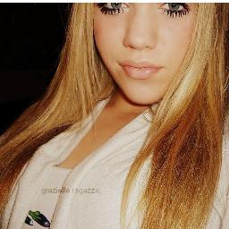❤ love for my love quintio. (ll')
- R.I.P. almira my sister, O21212. 
Als hij echt van me hield, dan zou hij nu bij me zijn & me troosten.
@ afwezig.
