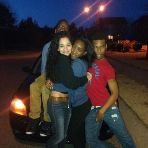 Just follow my left hand @niggajuicee