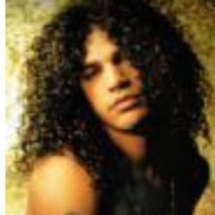 本職はシステムエンジニアのガンズ（GUNS N' ROSES）のギターばかり弾いてる子持ちのおじさん。eFootballを毎日やる人。趣味は音楽、ギター、料理、筋トレ、ダイエットなどなど。何かにすぐ夢中になる人。PMも設計開発もやってるよ。いいねしてもらった人はフォローしていくう