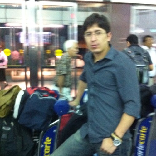 MachadoTapia's profile picture. 