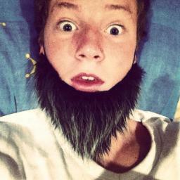@jakethrupp followed in 29.09.2012