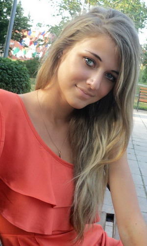 IrisaMonroe's profile picture. I'm not like the typical girl and I don't hang out with girls who are.  I'M ME  and not afraid to be.