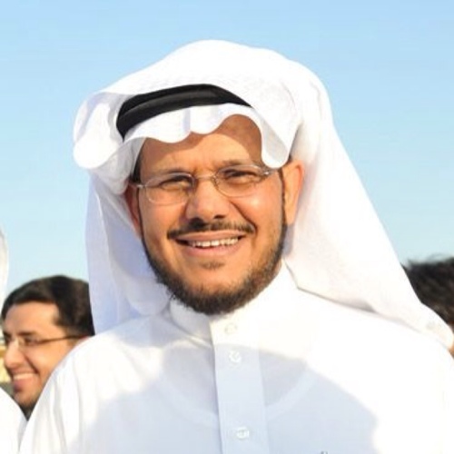 رئيس مجلس بلدي القصيم لفترتين من ٢٨ حتى ٣٢ وعضو المجلس من عام ٢٦ حتى  نهية المجالس⚪ماجستير في إدارة النفايات 
مدير مركز التنمية المستدامة  بجامعة القصيم سابقا