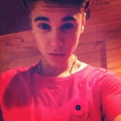 Se amor e importante amizade e muito mais por gerar esse amor
Você não conhece Justin Bieber mais ele toca seu coração com uma simples palavra como Eu #Believe
