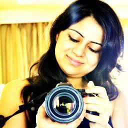 Photographer & founder of 'The Tinted Frame'. Specialize in Candids, Macros & Portraits. Blogger. Gardener. Singer+Sketcher+Dancer out-of-practice. Dreamer.