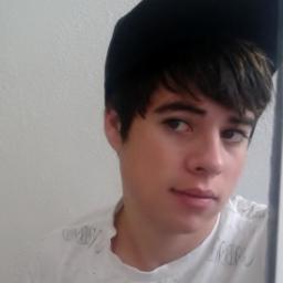 Brasileiro, Estudante de Designer Gráfico e Corinthiano ;)
http://t.co/AsmBXwhU