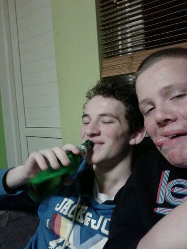 * 17 jaar * vvBBC B1 #13 * Ubbo Emmius stationslaan * HAVO5