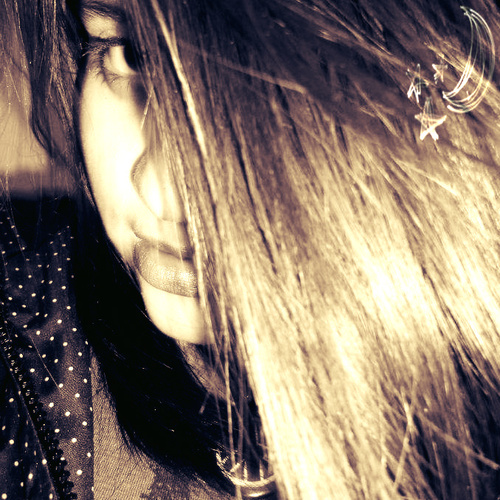 !HELLO¡............       my name is gabi and good love one directiona the 5 are very cute and hot sexy          Live each day as if it were the last :)