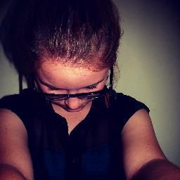 One Direction. I want to be @NiallOfficial 's princess. I play an instrument with 6 strings on it ! Ow.