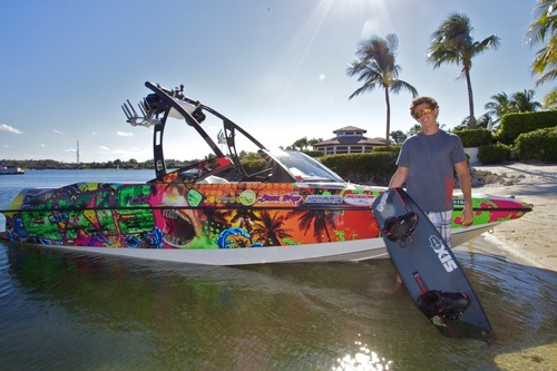 PetiteLakeReppa's profile picture. wakeboarder, coach  Ronix/AxisWake/MunsonSki/UltimateDetailCustoms/GenuineScooters