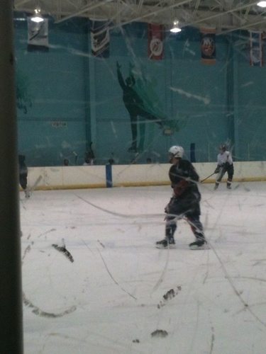 Avid golfer/hockey player/hockey ref. Buddies have dubbed me “Fairway Metal God.” NCSU turf grad. Lets go RANGERS.