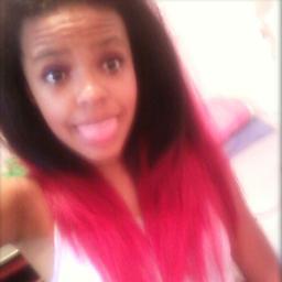 Uma Fã louka por um menino @rockrestart @pelanzarestart  te amo
meu magrelinho