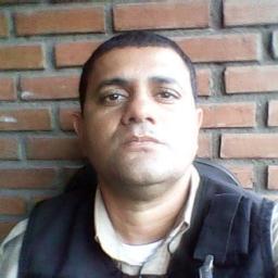 A TRAGEDIA DA VIDA E FICARMOS VELHOS CEDO DEMAIS E SABIOS TARDE DEMAIS