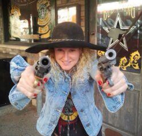 goodtimelindsay's profile picture. 