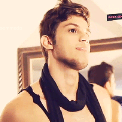 Amo o Chay, o Leãozinho e o RoobertChay  , meu príncipe , meu amor , meu marido 
tt pessoal: @Gabiantunes1 (:
