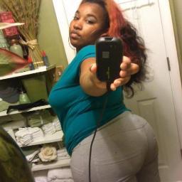 hard workin woman dont take no mess back turned to b.s ,a certified mother of two a hair stylest
#BOSSEDUPBUSINESS# ,#TEAMFUCKTHATSHIT#, #AllAboutDatMoney#,