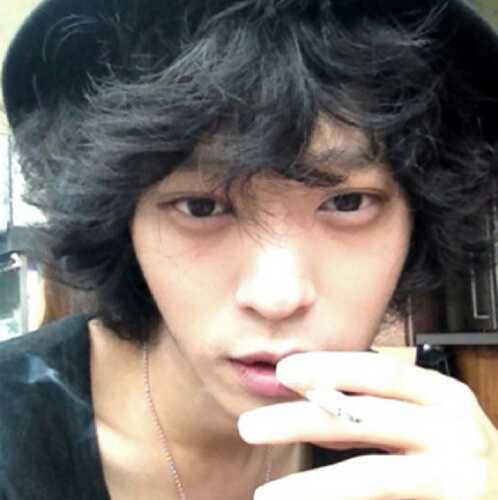 Band Switch On \ 정준영 Bot \ 별글보기 \ I am not real joonyoung. Real joonyoung account is @joon0_jung