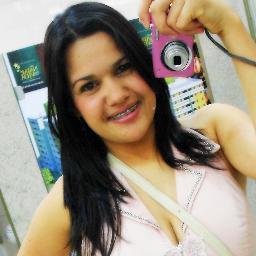 Se toda vez que eu pensasse em você uma estrela do céu apagasse, talvez nesse céu imenso nenhuma estrela brilhasse.