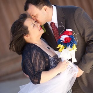 TeawithTuHa2's profile picture. Daughter, sister, aunt, cousin, friend and mother to Cinnamon. Wife of Tiger. Cooking is my art, my kitchen is the canvas. Poetry, travel, photography lover.