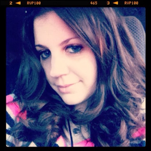 Miss711's profile picture. Live for the Moment