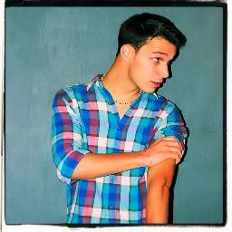 ronhill85's profile picture. Dad. Comic Actor. Writer. 
Pronouns: Mrs Hugh Grant