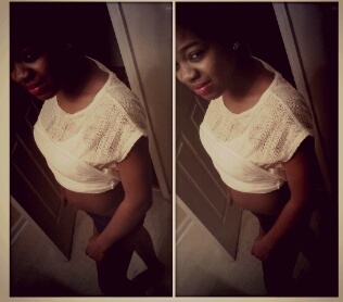 Go Follow Myy CuteAss Sista @FreAkyy_PooH we w/ #Team Bad  BitChess && #Team Pretty 3 . .FWU !