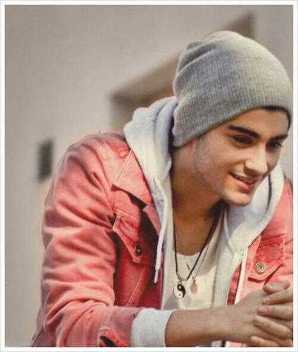 Verified RP from @AllStarsRP for Zayn Malik of One Direction | 93 lines