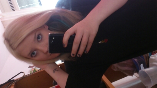 18 years old girl *__* My Life is a party *__*