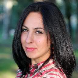 Hi everyone :) I am one of Jehovah's Witnesses. Live in Zaporozhye city in Ukraine. Learning English... love our international brotherhood♥