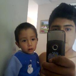 Soy Un gran amigo Y me gusta compartir mi historia con los demas