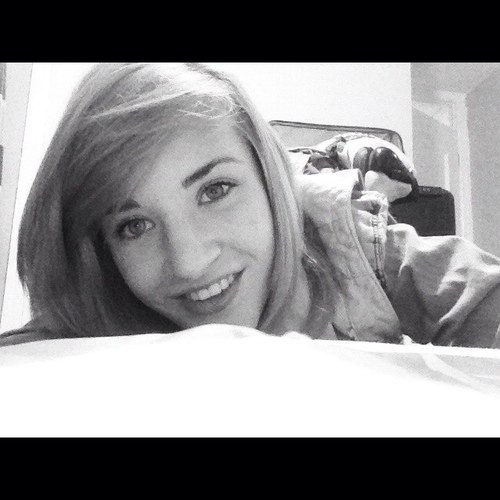Alex makepeace.. I FOLLOW BACK, IF I WANT TO ✌Maker