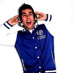 Miembro del colectivo: @thesoutherndjs Cordobes del 94..Dj..Productor..La música corre por mis venas Face: Fran Castro Romero dj eewach