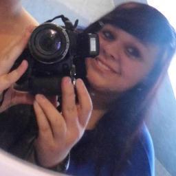Hello everyone I'm Laura, Lovatic, Directioner,Mixer and Brat for ever... 3
Ask me please-- http://t.co/HL2PptraiI
Follow me please :)