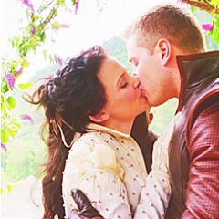 I absolutely adore 'Once Upon A Time' ♡
It is my favourite show EVER !!! ♥