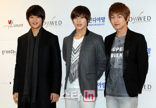 01011213's profile picture. 