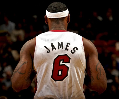 elcolo32's profile picture. 