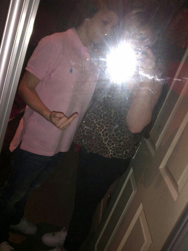 Xdemi21's profile picture. In a relationship:D