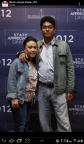 Married to Johan Bokhari . Have one lovely daughter. Housewife