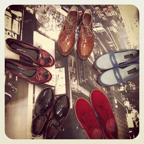 hello adorable! there's a lot of stuffs here. come and follow us :) | pin: 28B1AA44 , CP: 087823185421