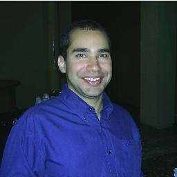 Estou namorando a vida, casei com a felicidade, sou amante da alegria, divorciado da tristeza e de vez em quando dou uns pegas na loucura! @ClubeFollowBack
